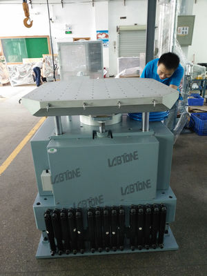 Testeur de chocs pneumatique haute vitesse avec charge utile de 100 kg et table de 500 x 700 mm, accélération jusqu'à 200 g