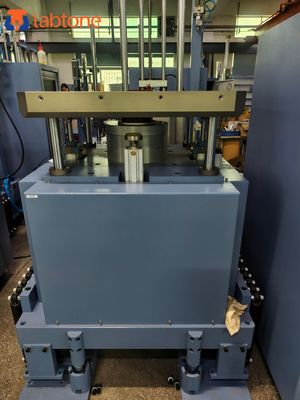 Système de test de choc continu Machine d'essai de choc pour pièces automobiles répond à la norme IEC 60068-2-27